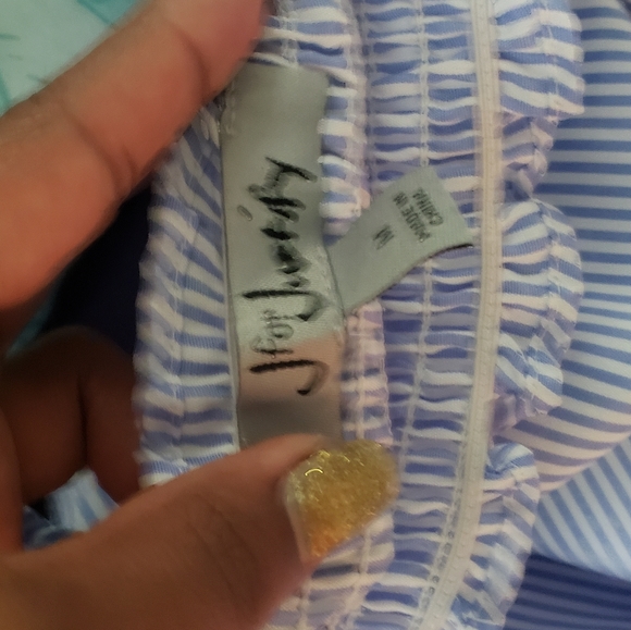 Off Shoulder Blouse - Picture 3 of 4